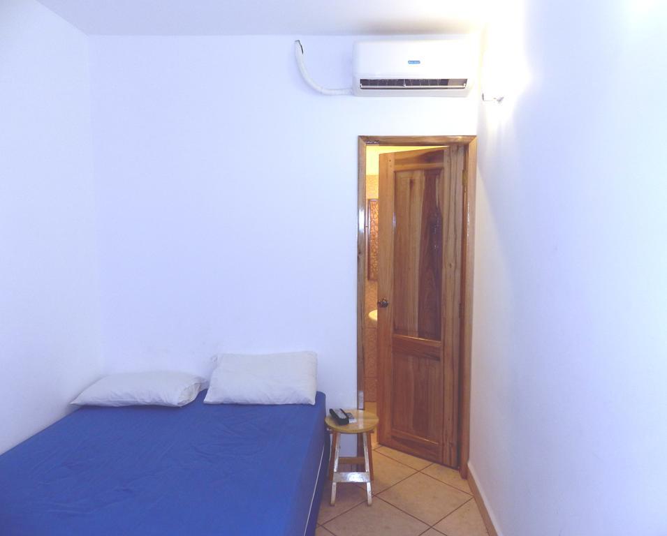 Hostal Yaku Montañita Cameră foto